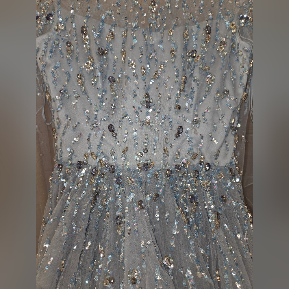 Jenny Packham Pandora Embellished Cape Dress, Gown, Blue Size 6  NWT, MSRP $5200 - Picture 14 of 16